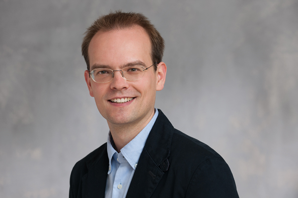 Dr. Philipp Pelster