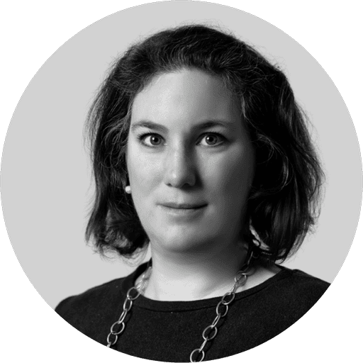 Portrait von Monika Hölzl