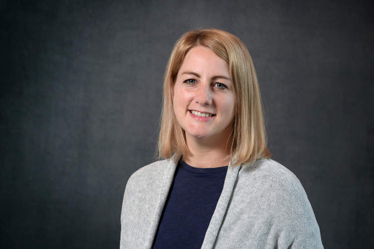 Elisabeth Rasp / HIWA NAGHSHIB