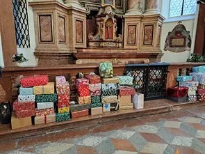 Weihnachtspackerl-Aktion / Stefanie Lanzdirf